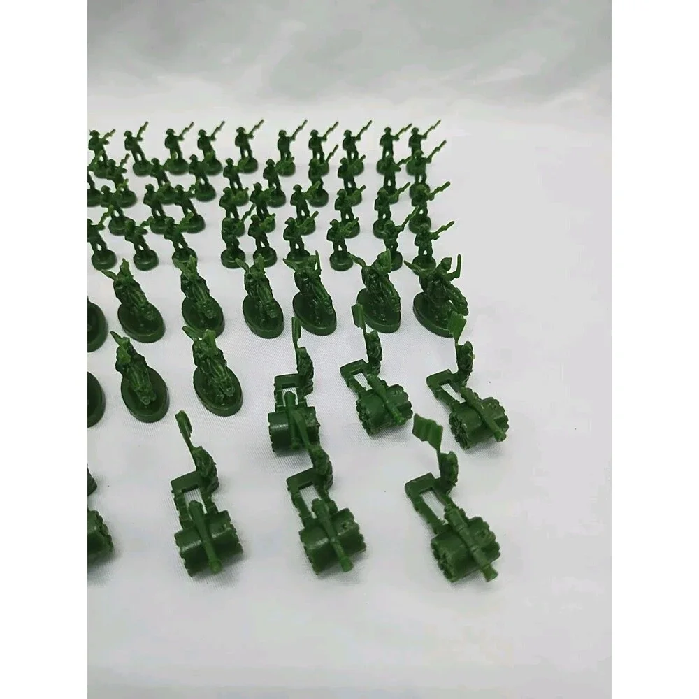 Set Of (60) 2003 Risk Green Board Game Player Pieces